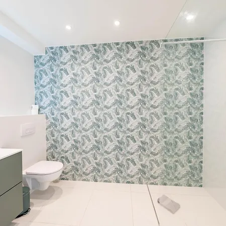 One Of A Kind 6 Bedroom 6 Bath Sauna Jacuzzi Pool Just 15 Mns Off Town * Cannes