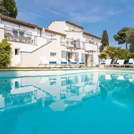 One Of A Kind 6 Bedroom 6 Bath Sauna Jacuzzi Pool Just 15 Mns Off Town 度假居 *